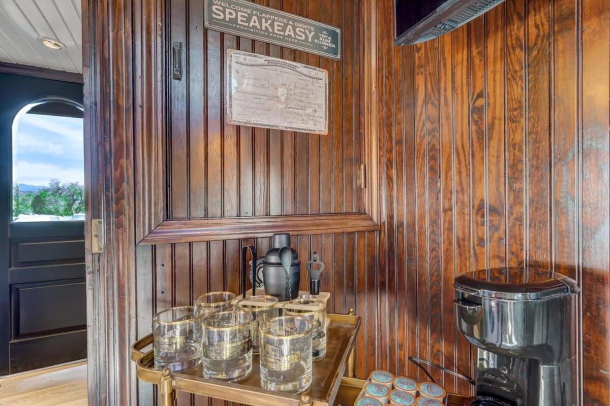 1920S Red Rock Caboose Bike Hike Explore Κολοράντο Σπρινγκς Εξωτερικό φωτογραφία